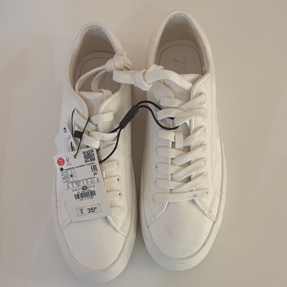 NWT Zara White Sneakers size 9
